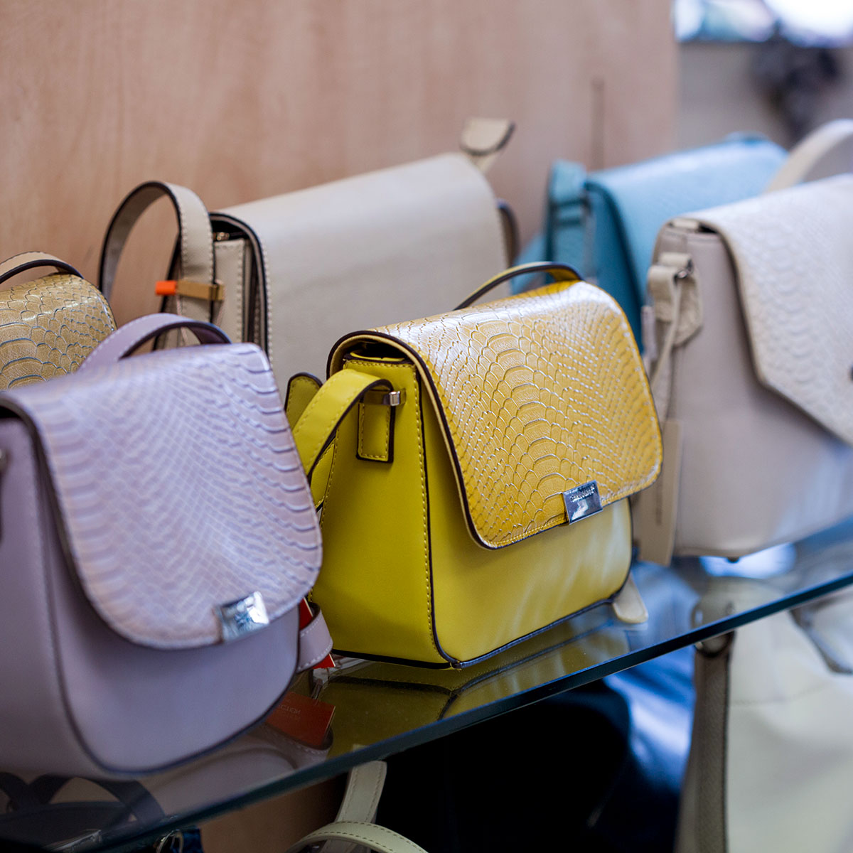 Parduotuvės Vilniuje Gausus parduotuvių pasirinkimas CUP! CUP